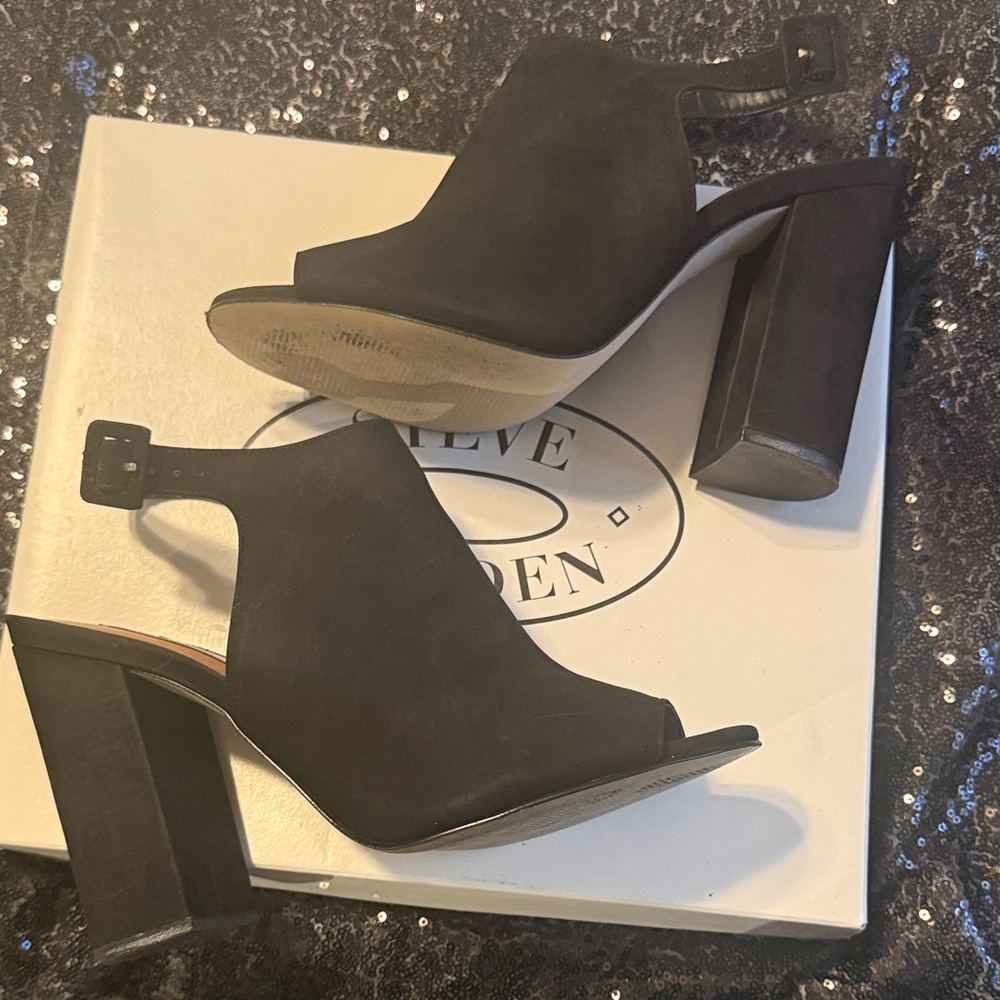 Steve Madden Black Peep-Toe Block Heels Mules